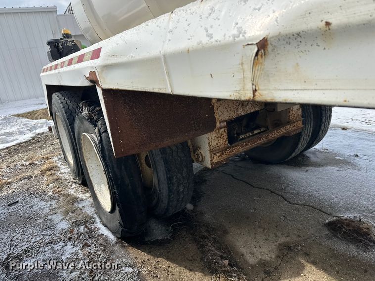 image for item FK0050 2011 Dragon Products tank trailer