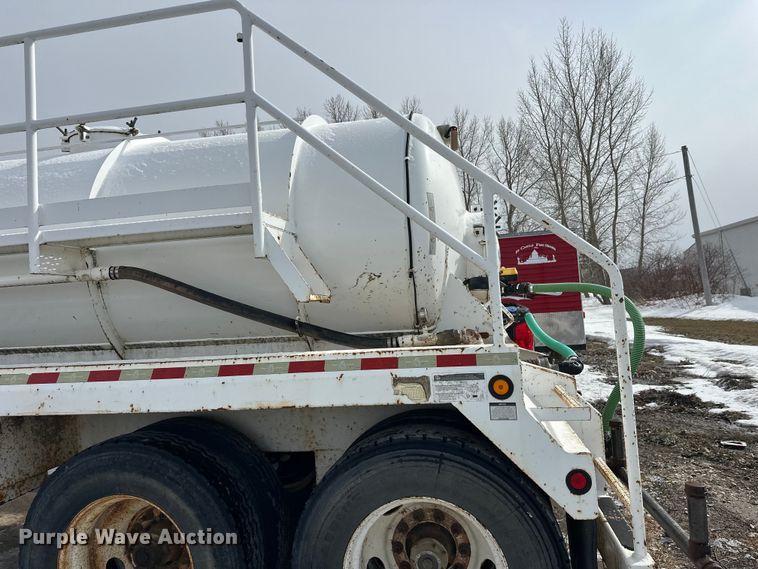 image for item FK0050 2011 Dragon Products tank trailer
