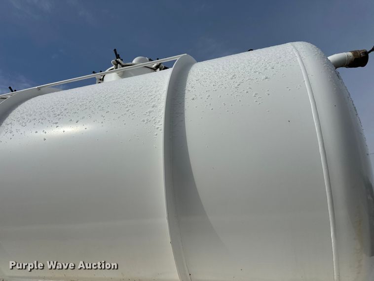 image for item FK0050 2011 Dragon Products tank trailer