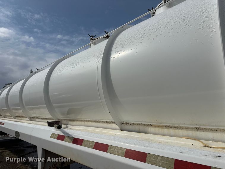 image for item FK0050 2011 Dragon Products tank trailer