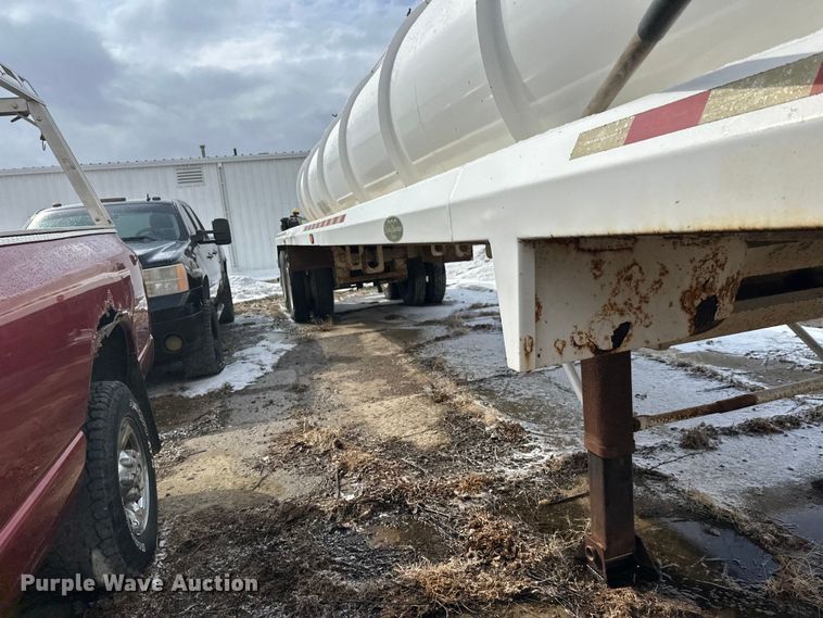 image for item FK0050 2011 Dragon Products tank trailer