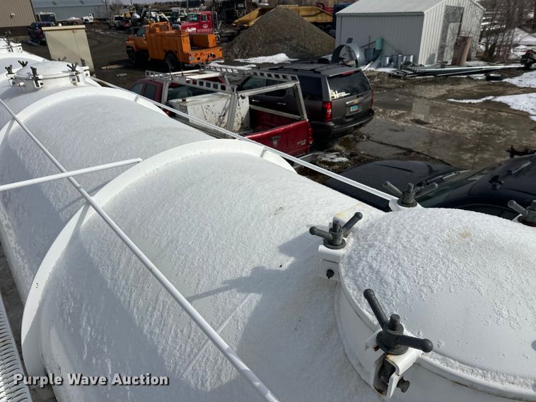 image for item FK0050 2011 Dragon Products tank trailer