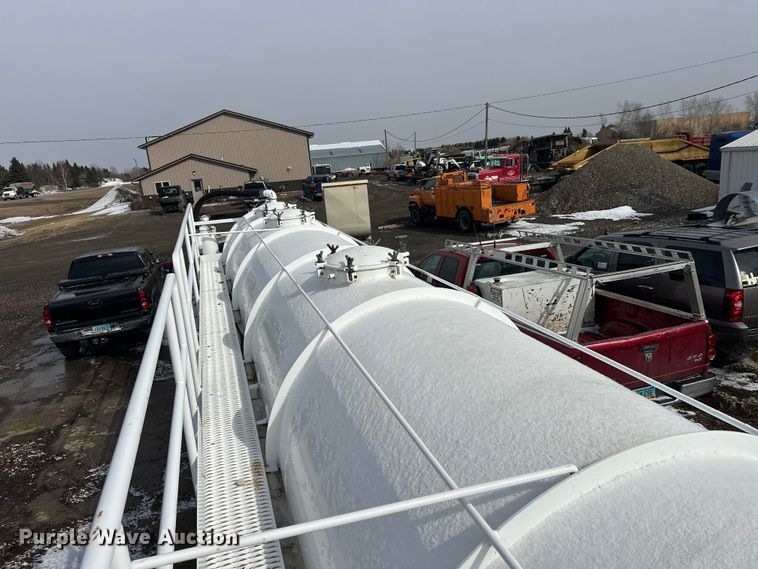 image for item FK0050 2011 Dragon Products tank trailer