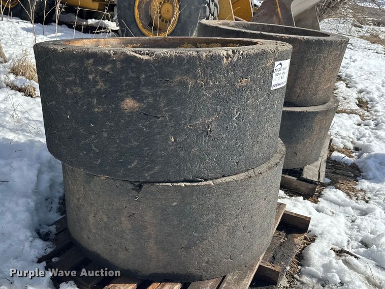 image for item FK0052 (4) tires and wheels