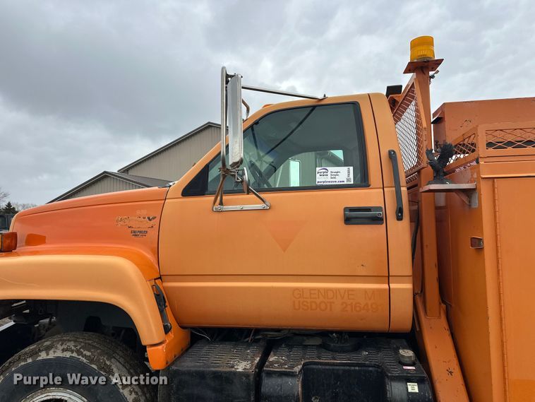image for item FK0054 1993 Chevrolet Kodiak C7500 utility / service truck