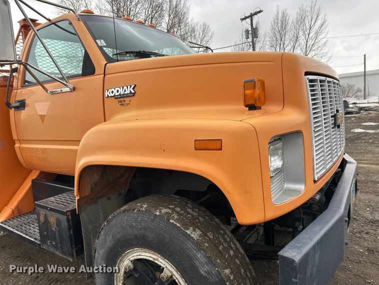 image for item FK0054 1993 Chevrolet Kodiak C7500 utility / service truck