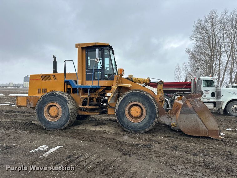 image for item FK0055 Komatsu WA400-1 wheel loader