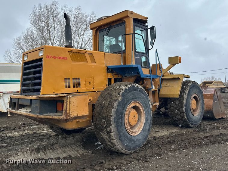 image for item FK0055 Komatsu WA400-1 wheel loader
