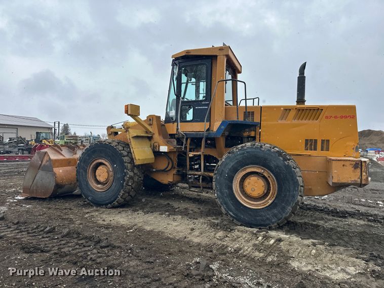 image for item FK0055 Komatsu WA400-1 wheel loader