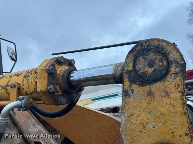 image for item FK0055 Komatsu WA400-1 wheel loader
