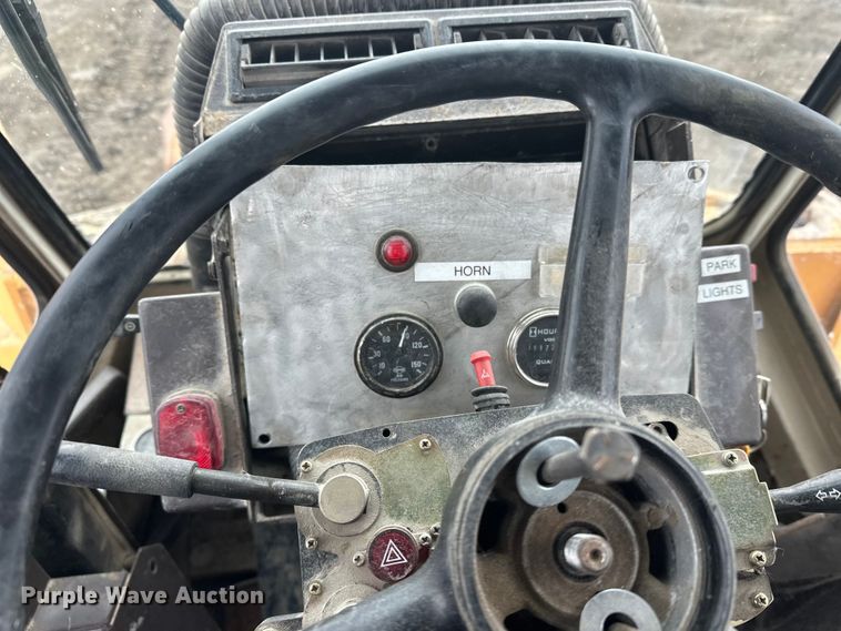 image for item FK0055 Komatsu WA400-1 wheel loader