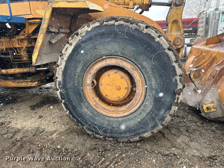 image for item FK0055 Komatsu WA400-1 wheel loader