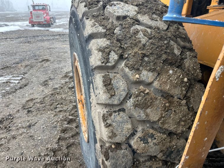 image for item FK0055 Komatsu WA400-1 wheel loader