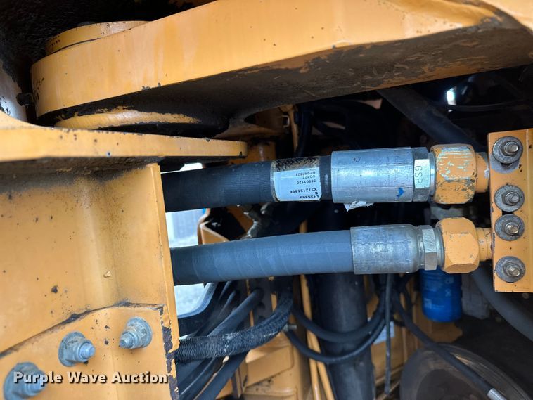 image for item FK0056 2001 Case 821C wheel loader