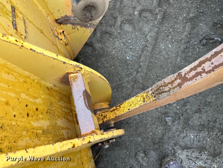 image for item FK0056 2001 Case 821C wheel loader