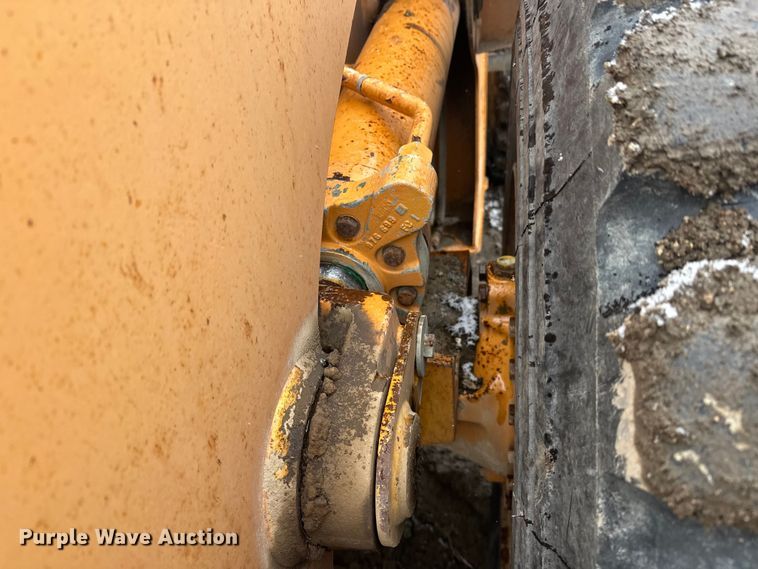 image for item FK0056 2001 Case 821C wheel loader