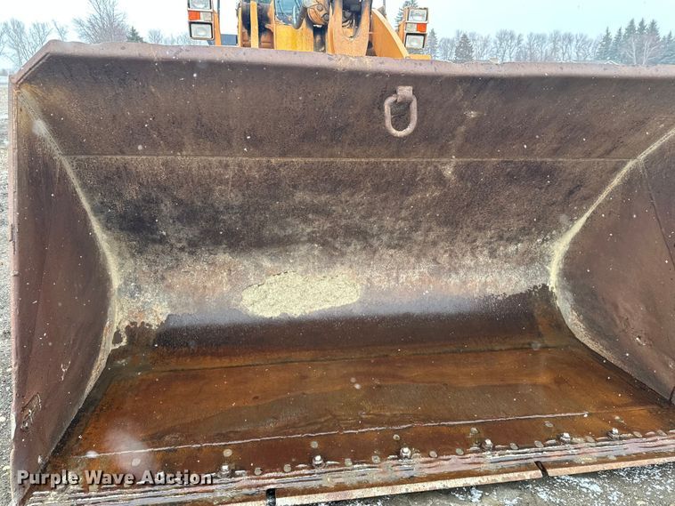 image for item FK0056 2001 Case 821C wheel loader