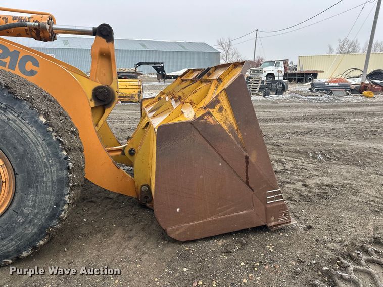 image for item FK0056 2001 Case 821C wheel loader