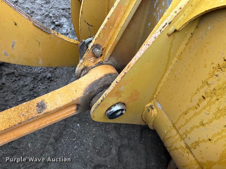 image for item FK0056 2001 Case 821C wheel loader