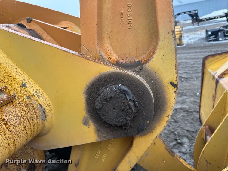 image for item FK0056 2001 Case 821C wheel loader