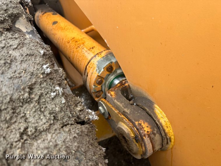 image for item FK0056 2001 Case 821C wheel loader