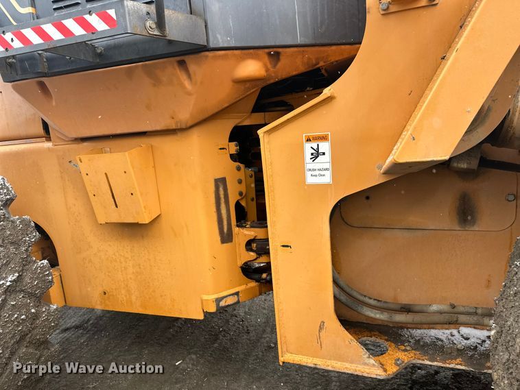 image for item FK0056 2001 Case 821C wheel loader