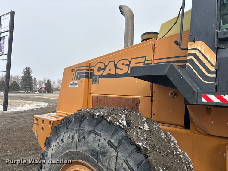 image for item FK0056 2001 Case 821C wheel loader