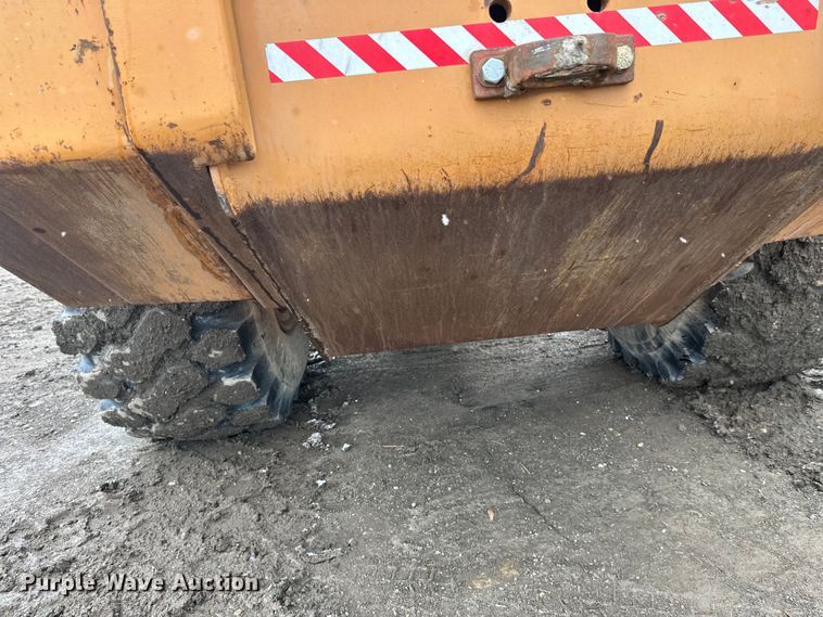 image for item FK0056 2001 Case 821C wheel loader