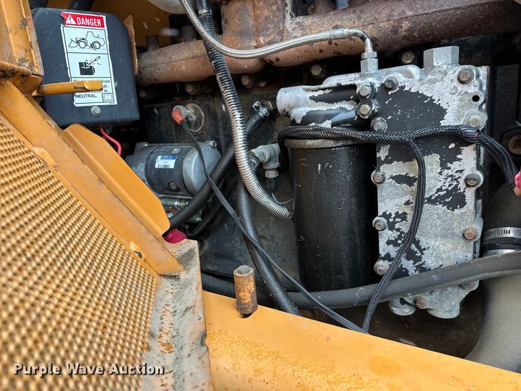 image for item FK0056 2001 Case 821C wheel loader