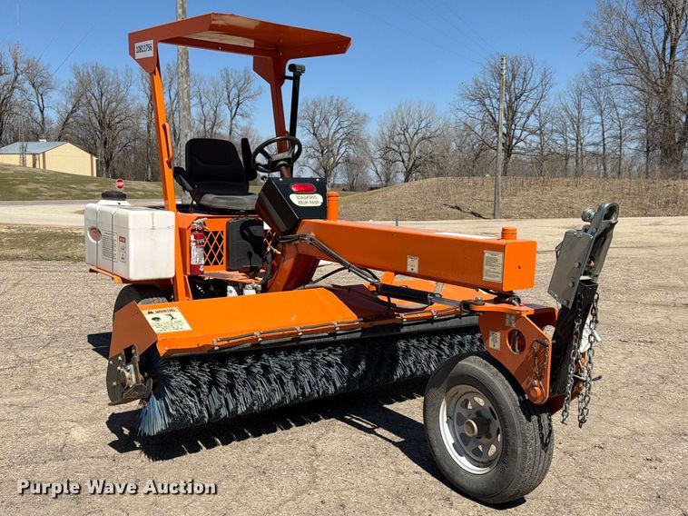 image for item FK0072 Laymor SM300 broom