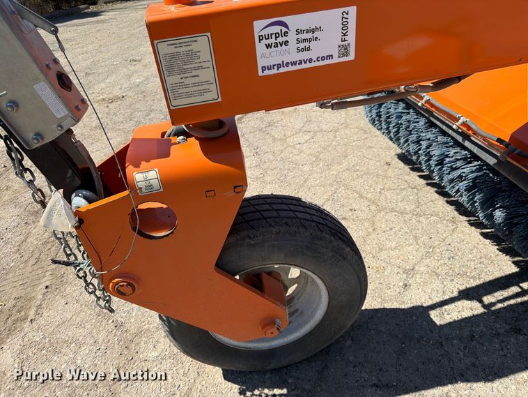 image for item FK0072 Laymor SM300 broom