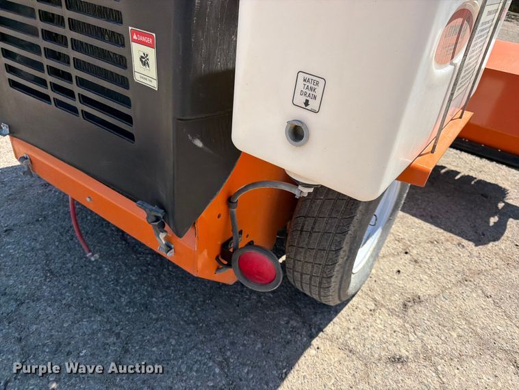 image for item FK0072 Laymor SM300 broom