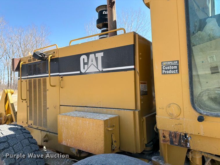 image for item FK0073 1999 Caterpillar 140H motor grader