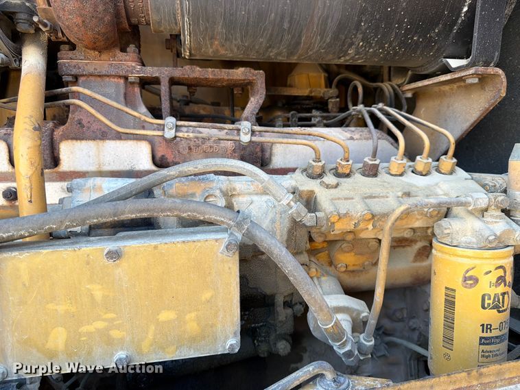 image for item FK0073 1999 Caterpillar 140H motor grader
