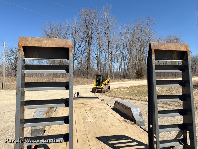 image for item FK0074 2019 Midsota Manufacturing equipment trailer