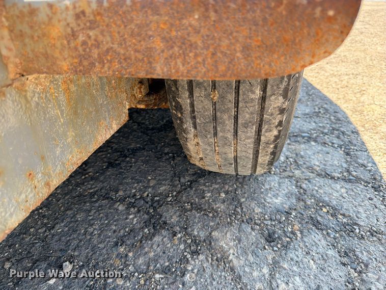 image for item FK0074 2019 Midsota Manufacturing equipment trailer