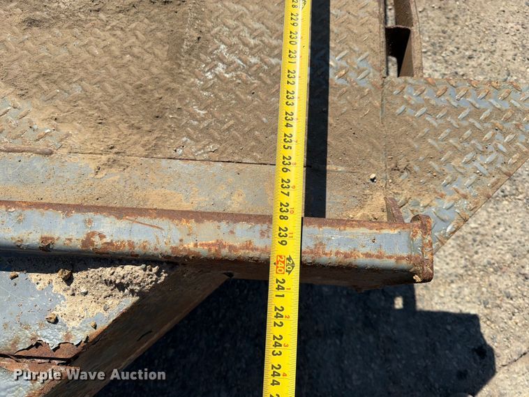 image for item FK0074 2019 Midsota Manufacturing equipment trailer