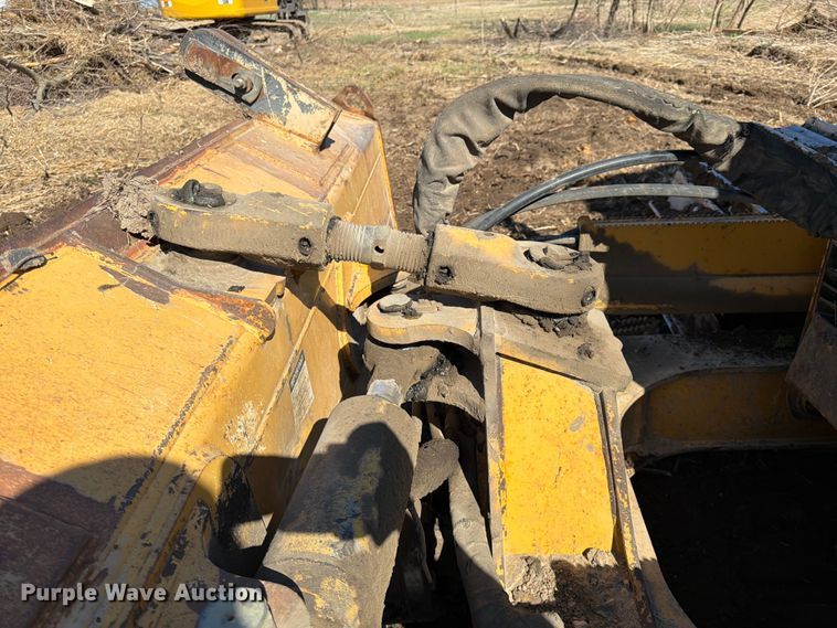 image for item FK0077 2007 John Deere 700J LGP dozer