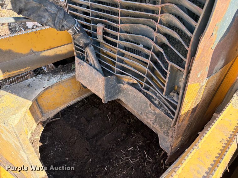 image for item FK0077 2007 John Deere 700J LGP dozer