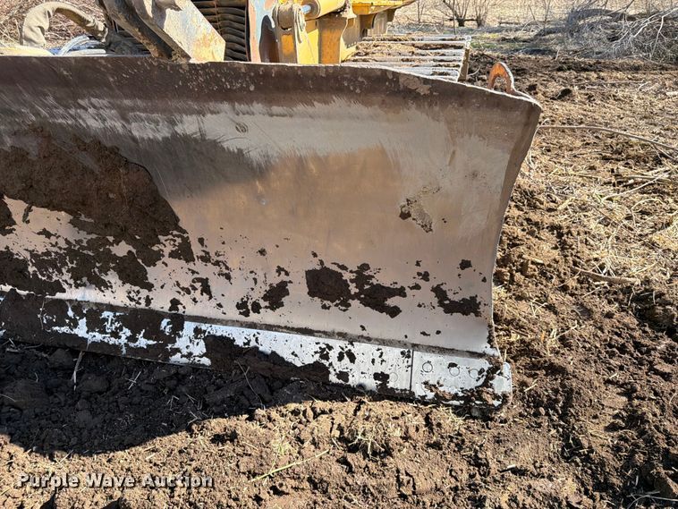 image for item FK0077 2007 John Deere 700J LGP dozer