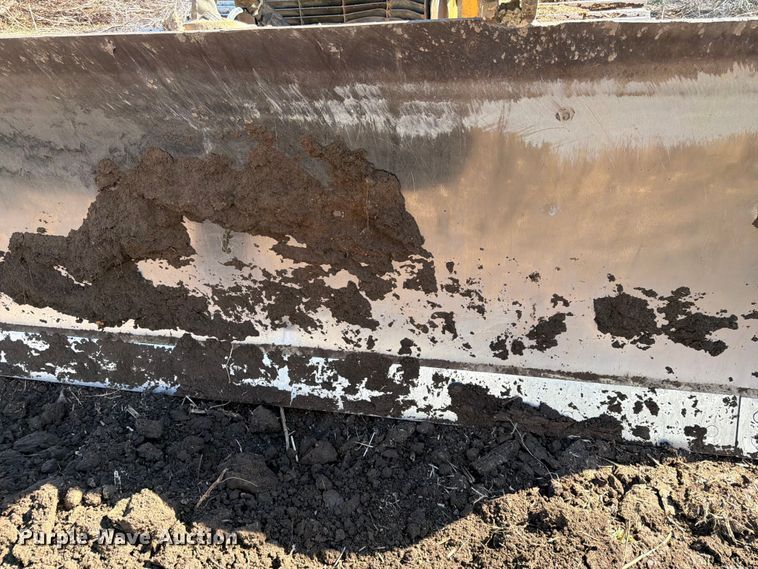 image for item FK0077 2007 John Deere 700J LGP dozer