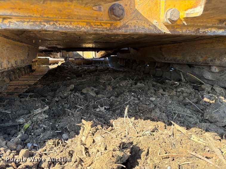 image for item FK0077 2007 John Deere 700J LGP dozer