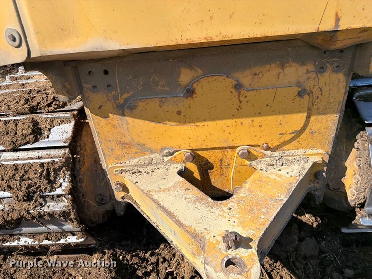 image for item FK0077 2007 John Deere 700J LGP dozer