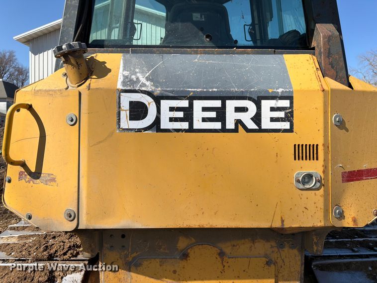 image for item FK0077 2007 John Deere 700J LGP dozer