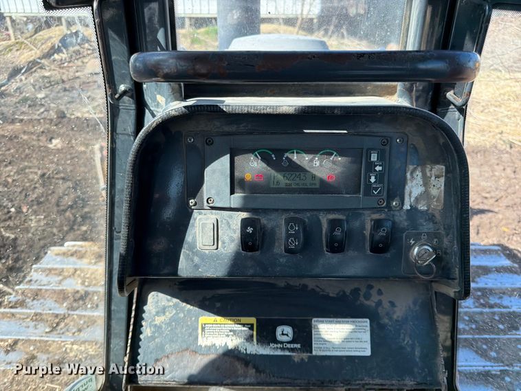 image for item FK0077 2007 John Deere 700J LGP dozer