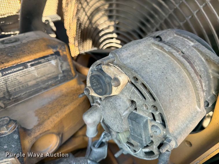 image for item FK0077 2007 John Deere 700J LGP dozer