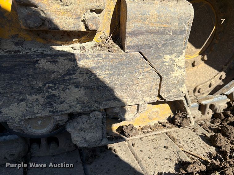 image for item FK0077 2007 John Deere 700J LGP dozer