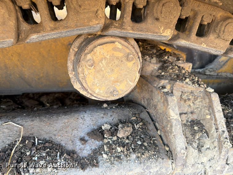 image for item FK0077 2007 John Deere 700J LGP dozer