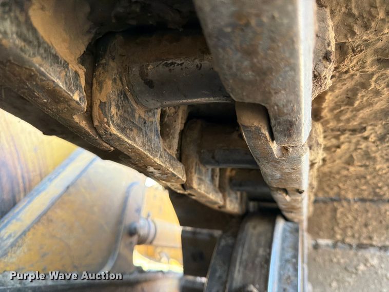 image for item FK0077 2007 John Deere 700J LGP dozer