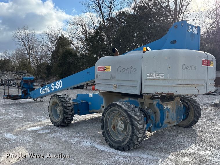image for item FK1274 2007 Genie S-80 boom lift
